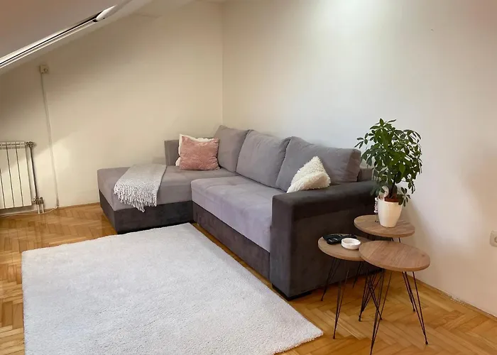 22 22 Διαμέρισμα